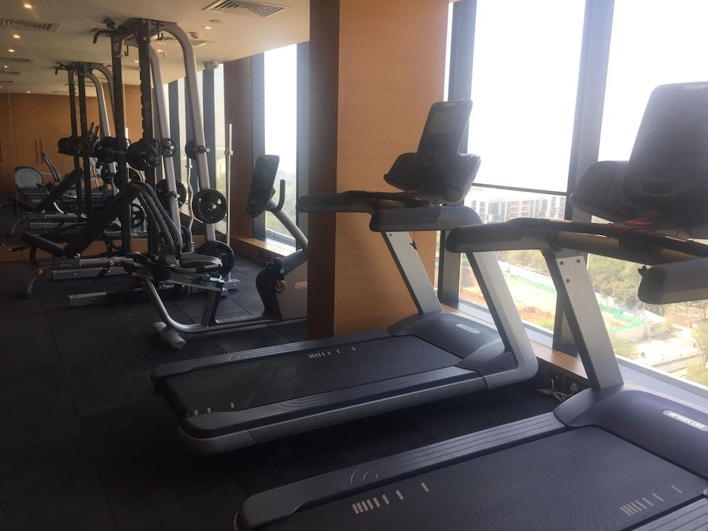 Doubletree By Hilton Ahmedabad Hotell Eksteriør bilde
