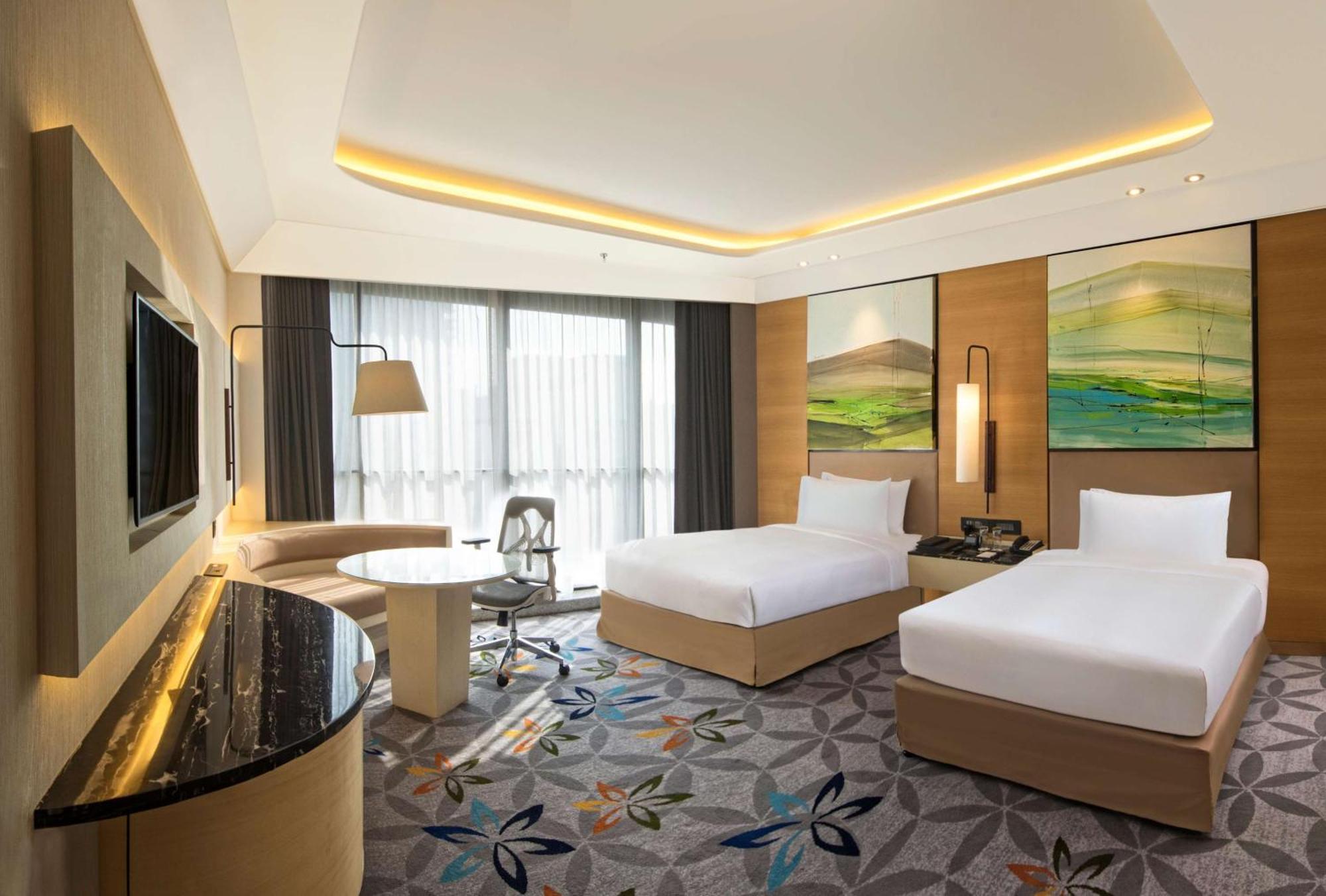 Doubletree By Hilton Ahmedabad Hotell Eksteriør bilde